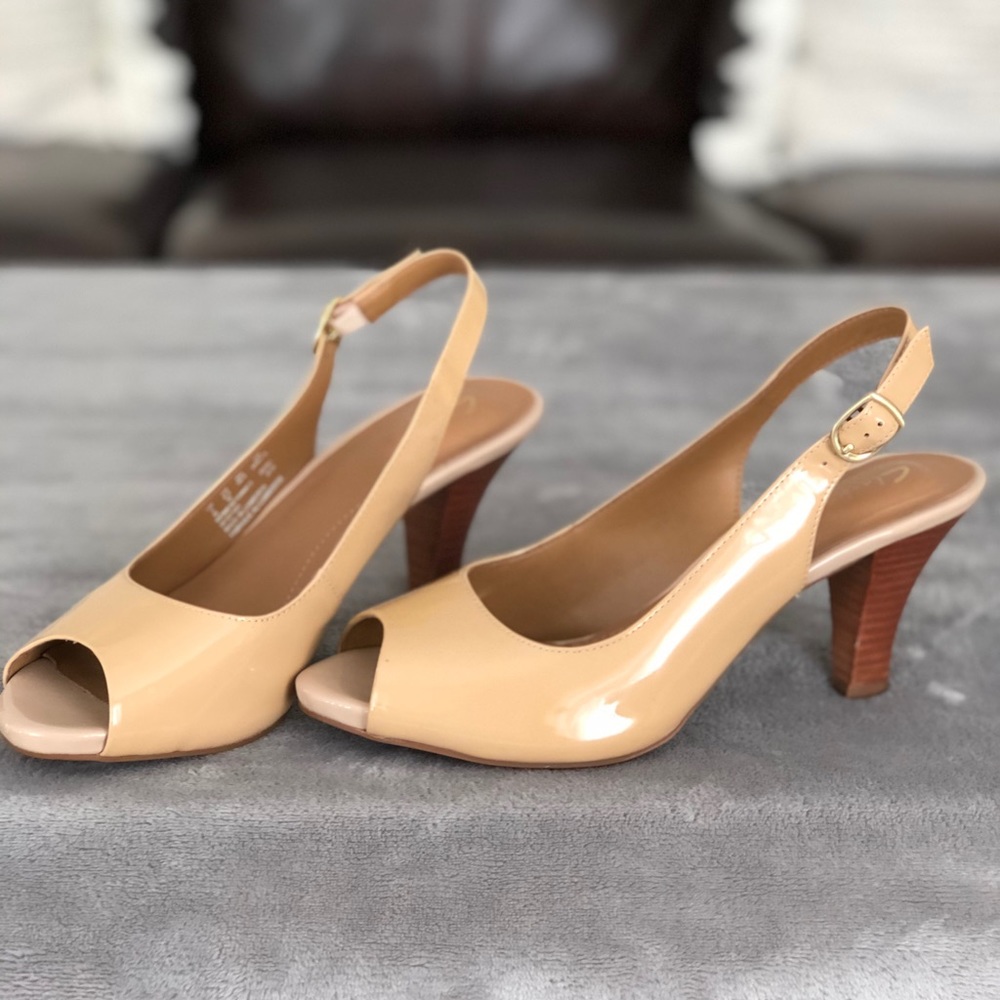 Clark’s Florine Senna pump nude patent 8.5